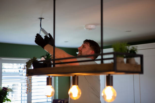 Best Affordable Emergency Electrician  in Lyndhurst, VA
